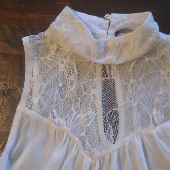 Blouse - Picture 2 of 6